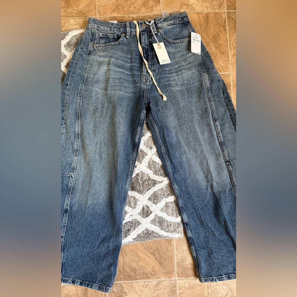 Good American Good Extreme Barrel Jeans in -NWT